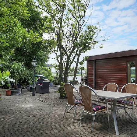 Holiday Waterpas Vakantiehuis Haarlem